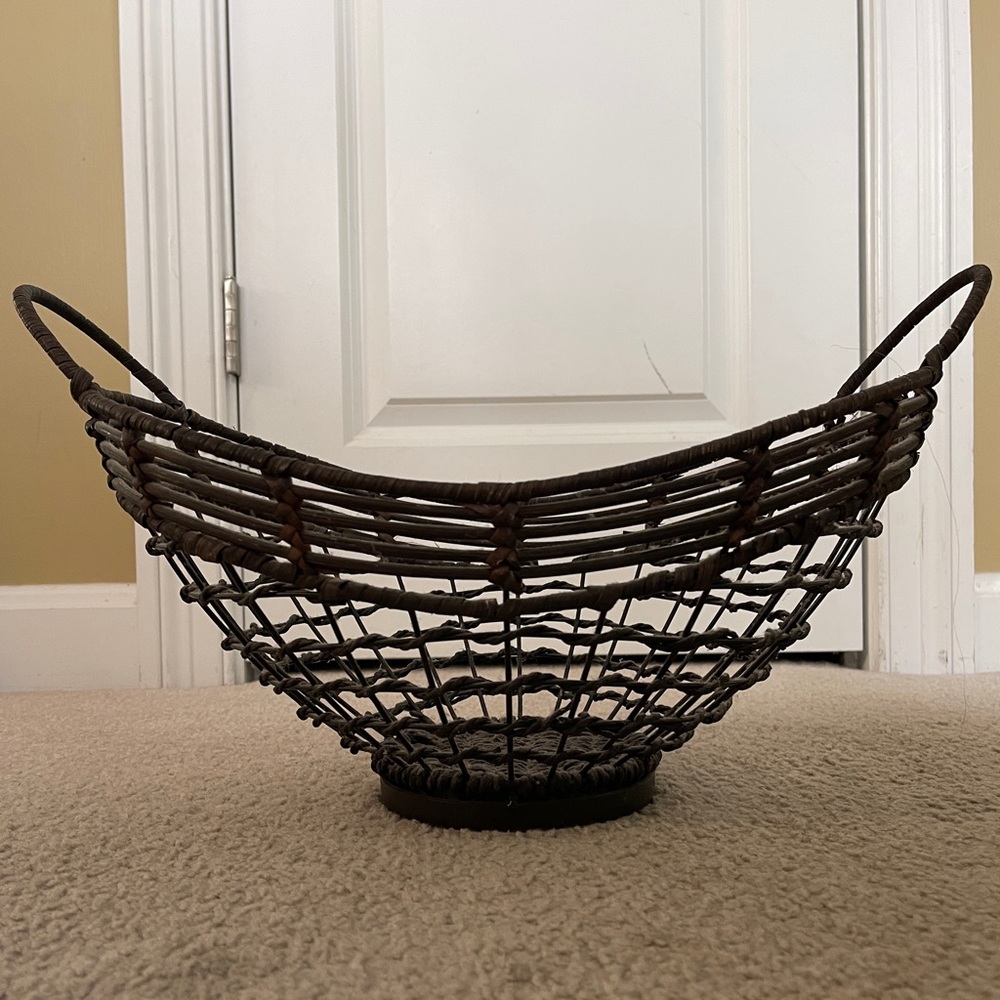 Fabulous Basket - Picture 4 of 6